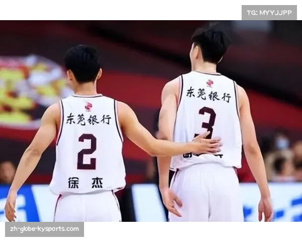 广东队五连胜紧追北京 萨林杰徐杰合砍70分压制广州